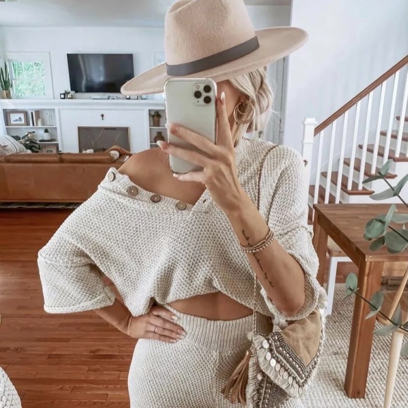 CLEARANCE Oatmeal Woven Knit High Waist Wide Leg Lounge Pant - Picture 6 of 7